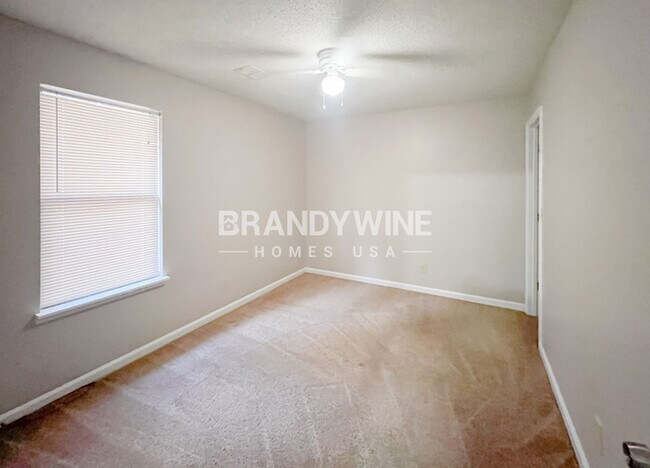 Building Photo - 3868 Springleaf Point