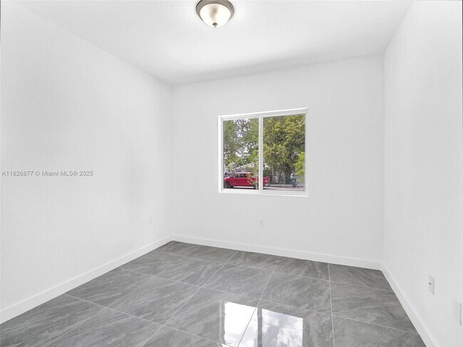 Building Photo - 2448 NW 42nd St
