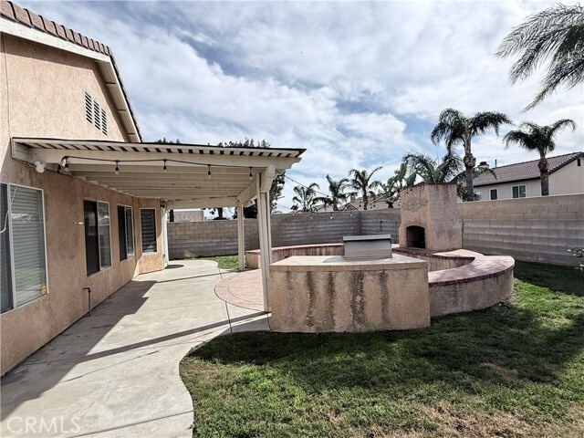 Building Photo - 6716 Earhart Ave