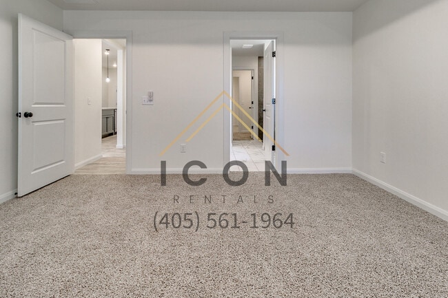 Building Photo - 809 S 2nd St