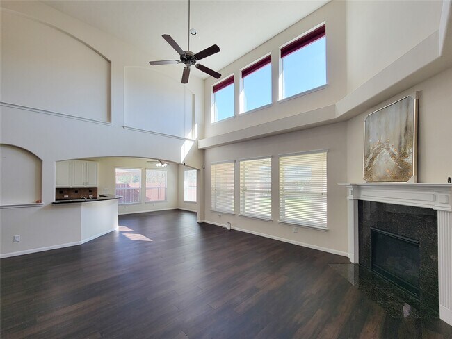 Building Photo - 26307 Langdon Ct