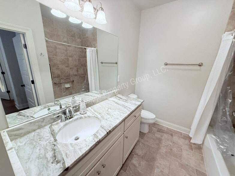 Building Photo - 4164 Fieldstone Lp
