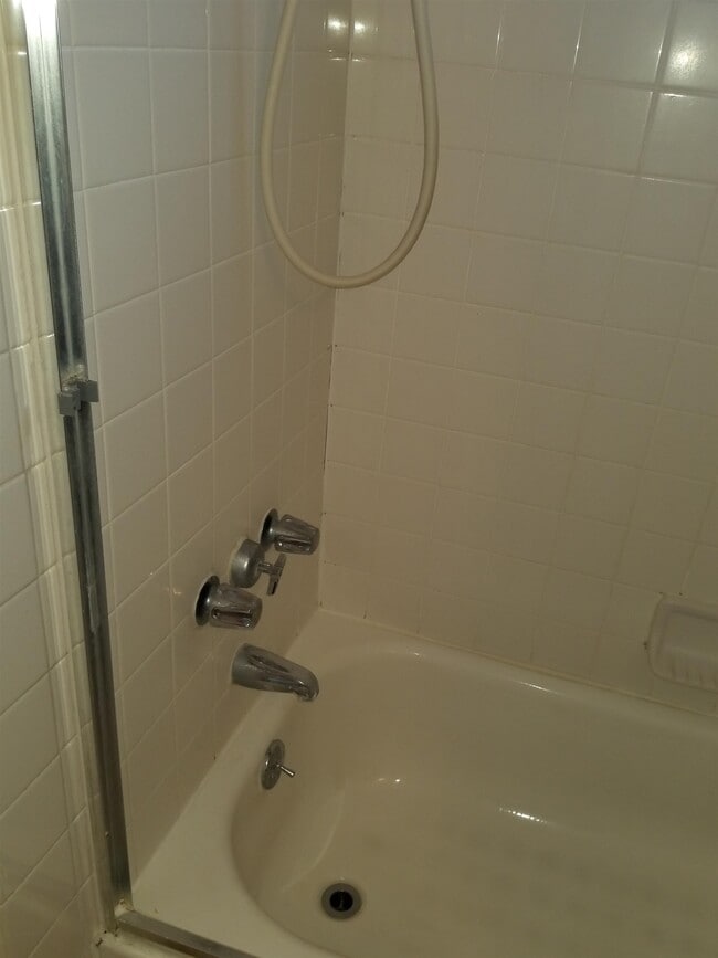 Building Photo - 1738 Fourth St