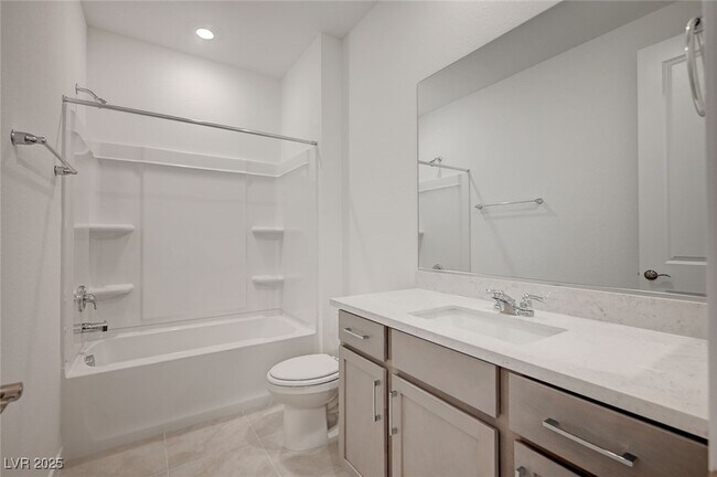 Building Photo - 2544 Vandra St