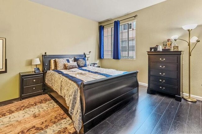 Building Photo - 18656 Caminito Cantilena