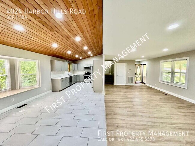 Building Photo - 4024 Harbor Hills Rd