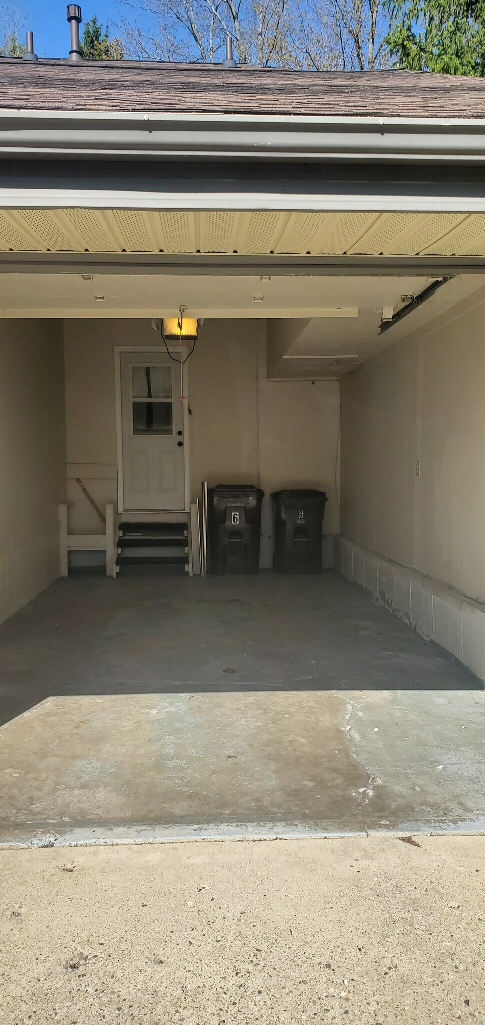 Building Photo - 1110 Timbercreek Dr