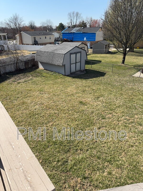 Building Photo - 3333 Swann Rd