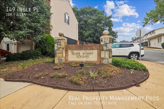 Building Photo - 149 Ingle Pl