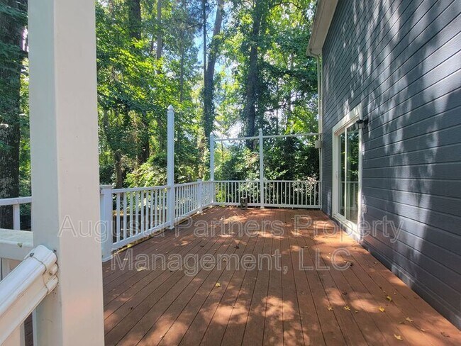 Building Photo - 157 Moss Creek Dr
