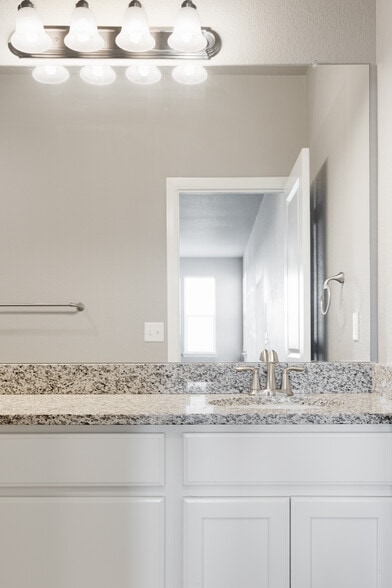 Building Photo - 8920 E Caley Way