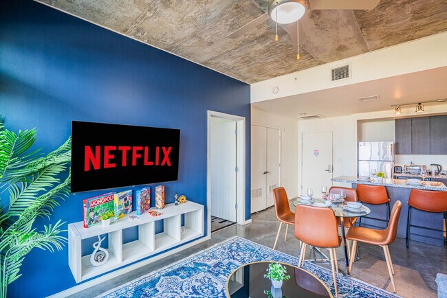 Building Photo - 888 N 4th St