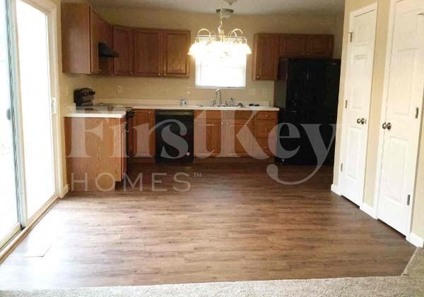 Building Photo - 8218 Melrose Ln