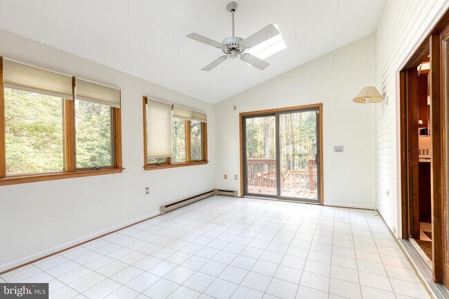 Building Photo - 12610 Timber Grove Rd