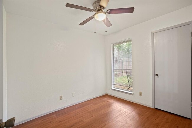 Building Photo - 3505 Harpers Ferry Ln