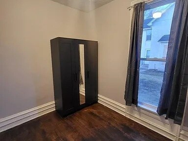 Building Photo - 2108 16th Ave S