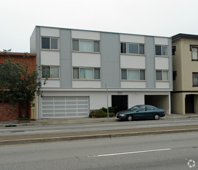 Building Photo - 1250 19th Ave