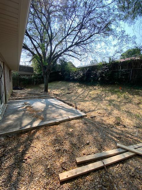 Building Photo - 3209 Mirror Lake Dr