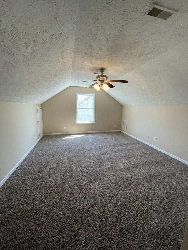 Building Photo - 349 Indian Park Dr