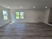 Building Photo - 51 Grangerford Heights