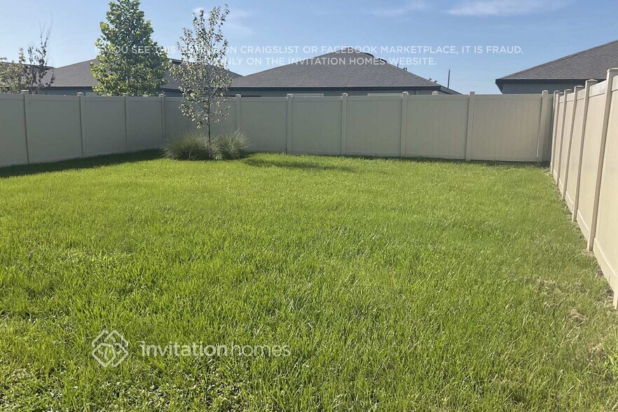 Building Photo - 236 Woodsage Pl