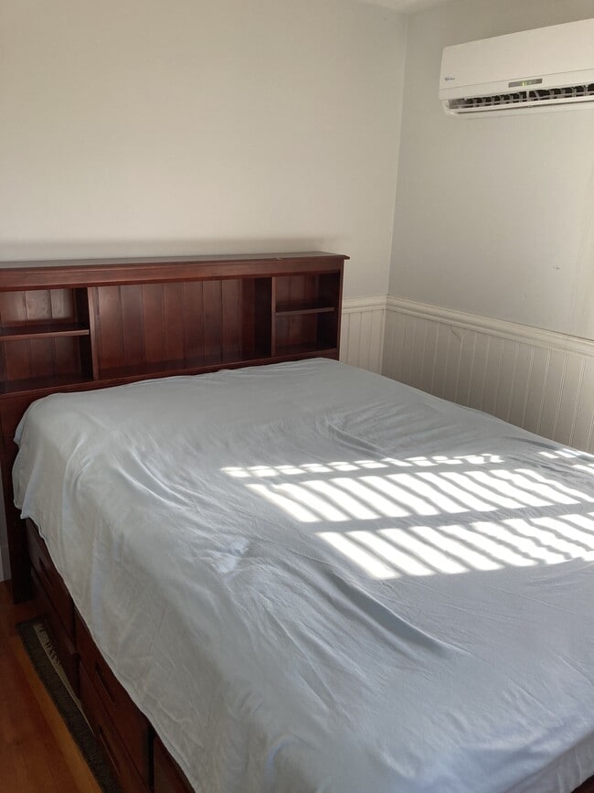 Building Photo - 7 Pine Grove Ln