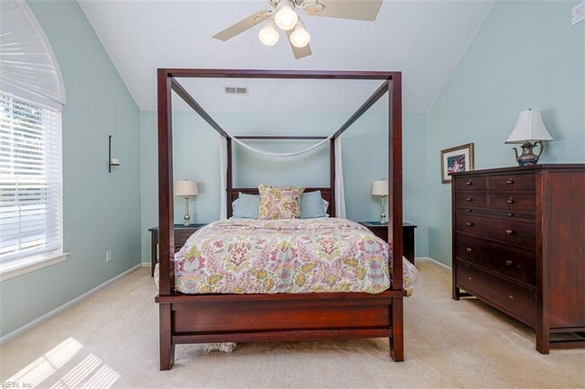 Building Photo - 1500 Ashburn Ct