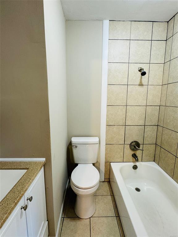 Building Photo - 3208 Durham Dr
