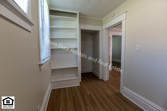 Building Photo - 2514 Lafayette St