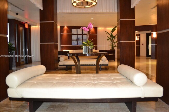 Building Photo - 2451 Brickell Ave