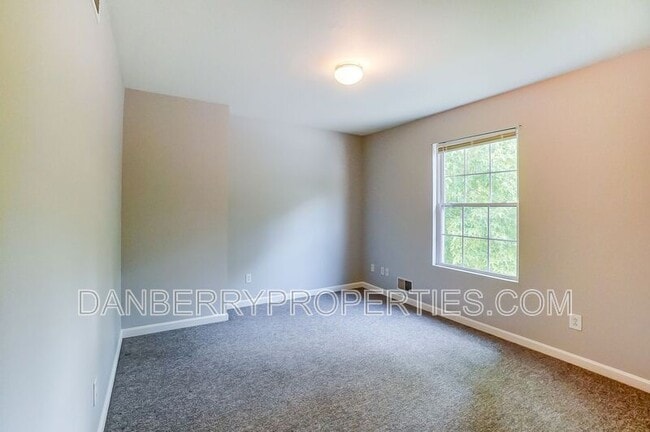 Building Photo - 4211 S Terrace View St