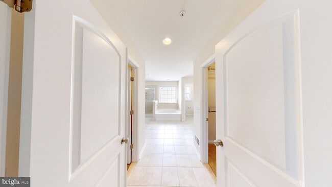 Building Photo - 2604 Brooke Grove Rd