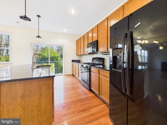 Building Photo - 18213 Jillian Ln