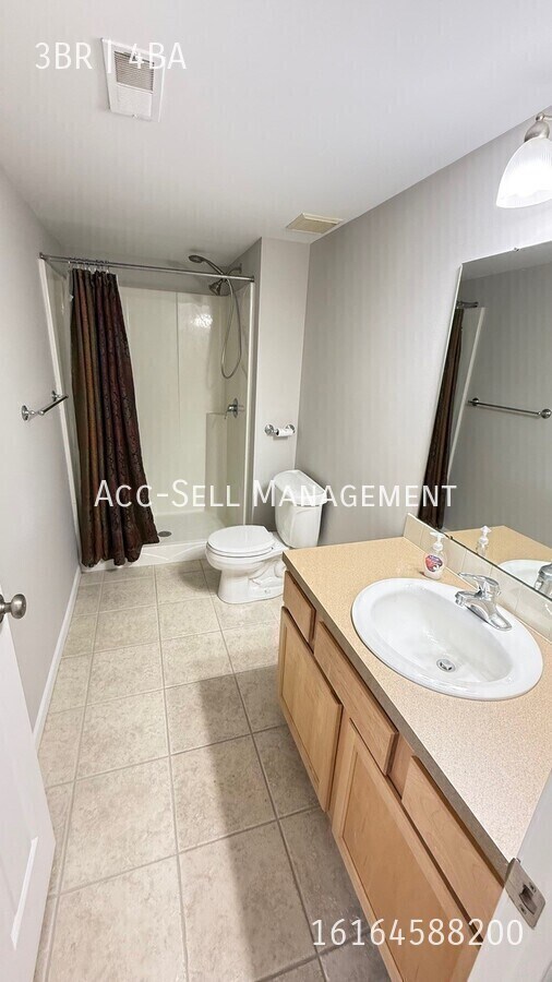 Building Photo - 2125 Orchard Ridge Dr NW
