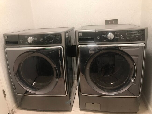 Building Photo - 3740 Pintail Dr