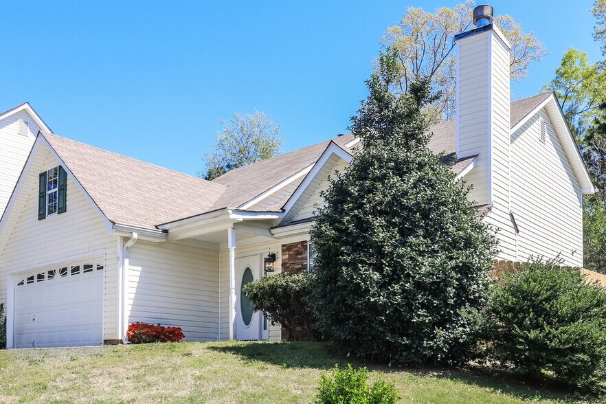 Building Photo - 525 Hillcrest Cross Rd