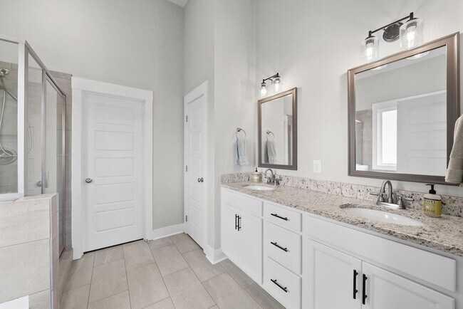Building Photo - 538 Fieldview Wy