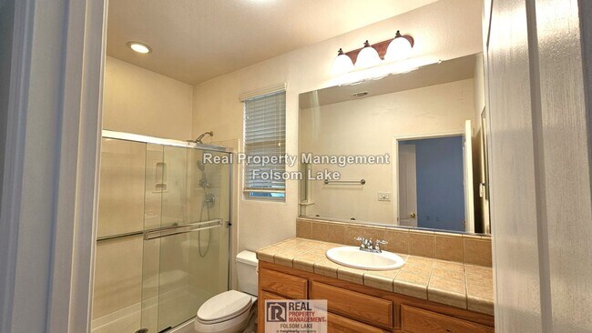 Building Photo - 55+ Active Adult Gated Community | 2 Bed / 2 Bath | Four Seasons - El Dorado Hills