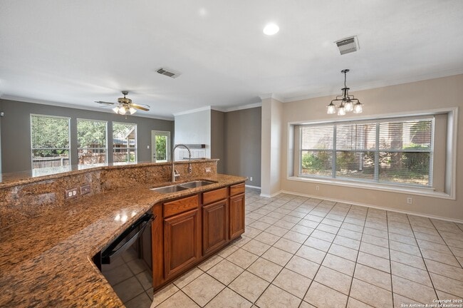 Building Photo - 207 Verde Ridge