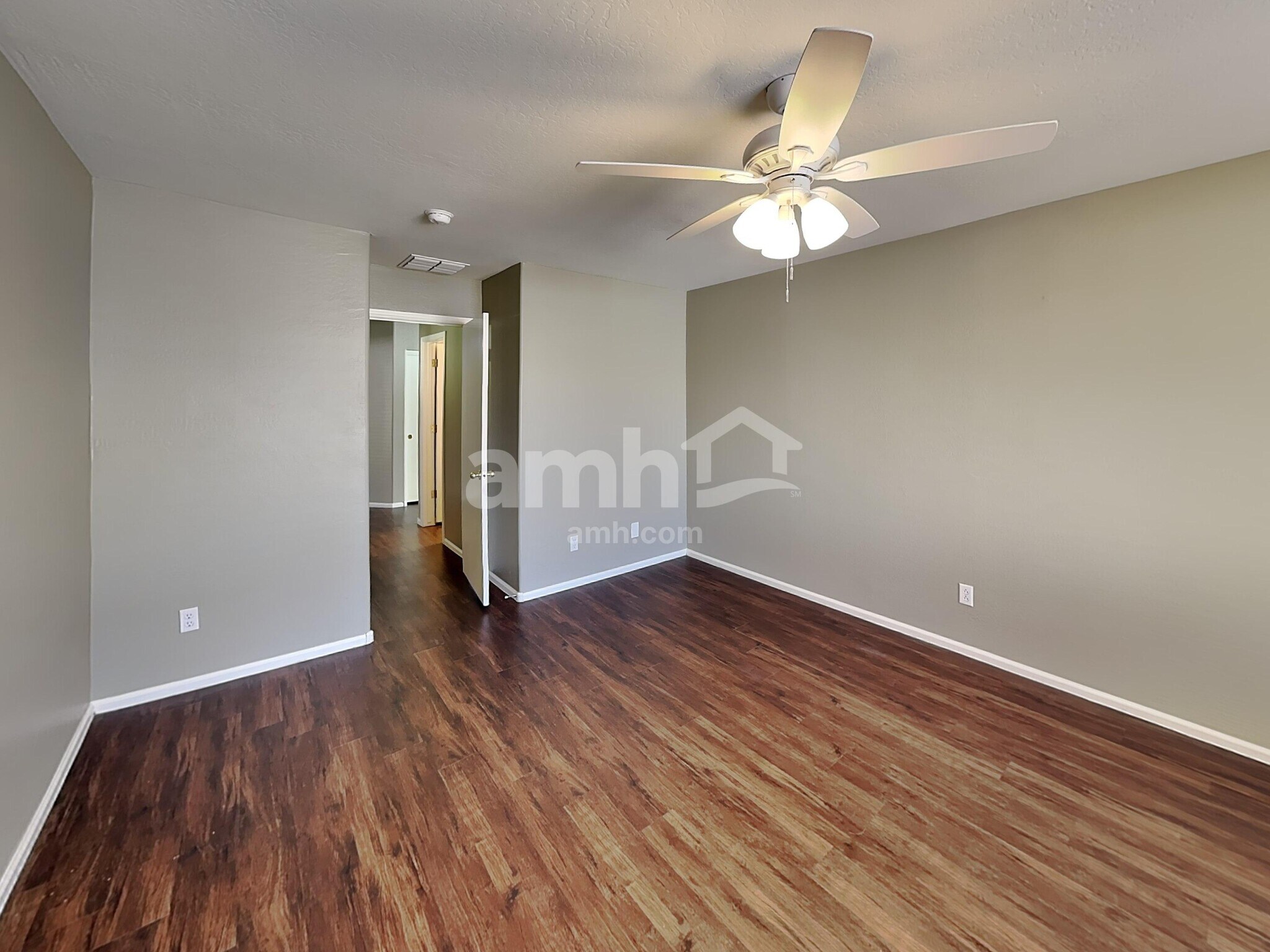Building Photo - 13177 W Mauna Loa Ln