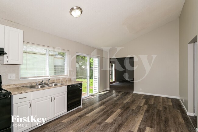 Building Photo - 3313 Green Pasture Dr