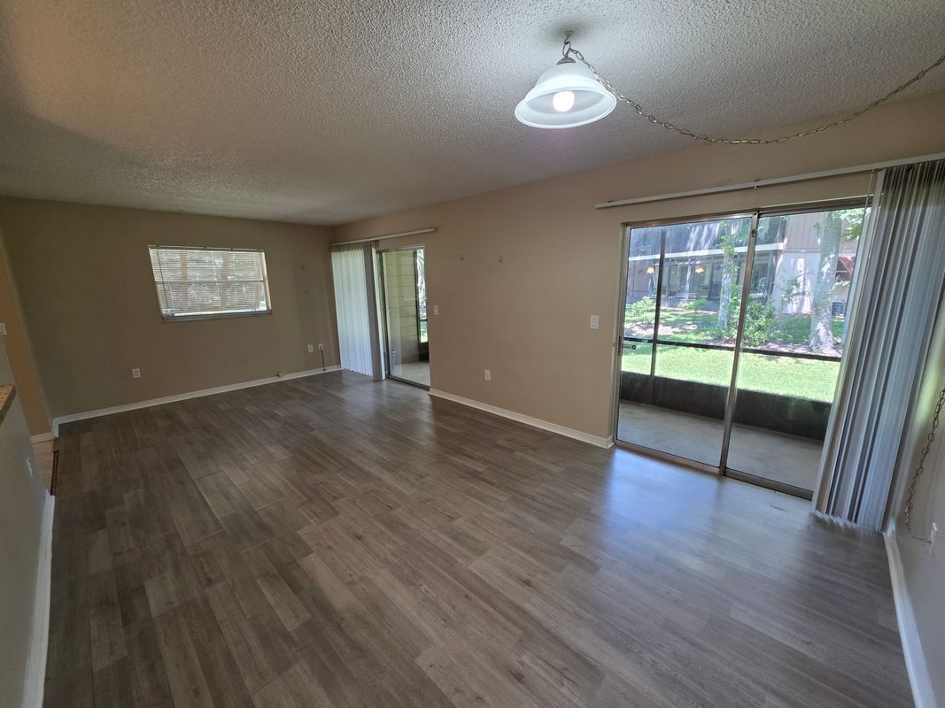 Building Photo - 110 Cypress Woods Ct