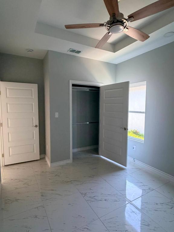 Building Photo - 3806 Rosewood Ln