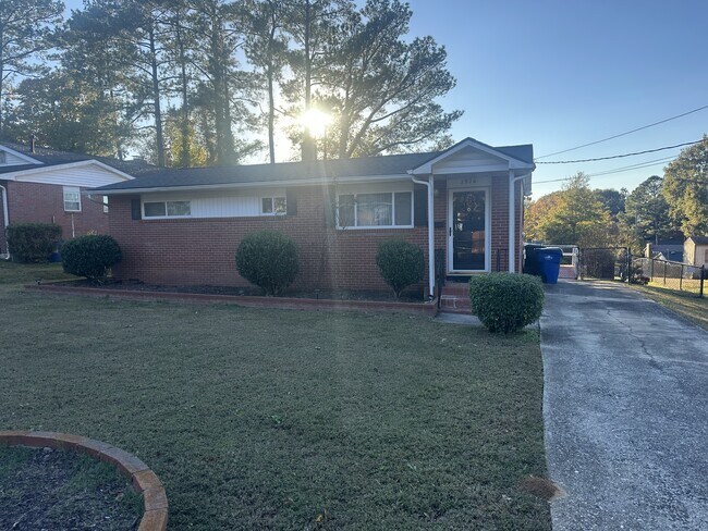 Primary Photo - 1926 Boaz Rd