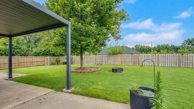 Building Photo - Charming 3BR Home in Har-Ber Meadows Cul-de-Sac