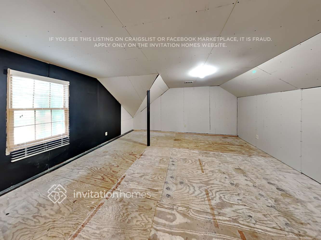 Building Photo - 3811 Overlook Trail