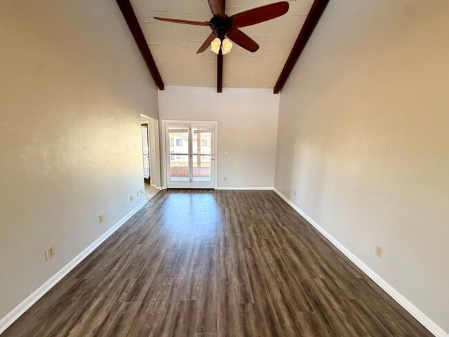 Building Photo - Light-Filled 2BR Condo in Gated Pelican Bay Near Golf, Beach & I-95