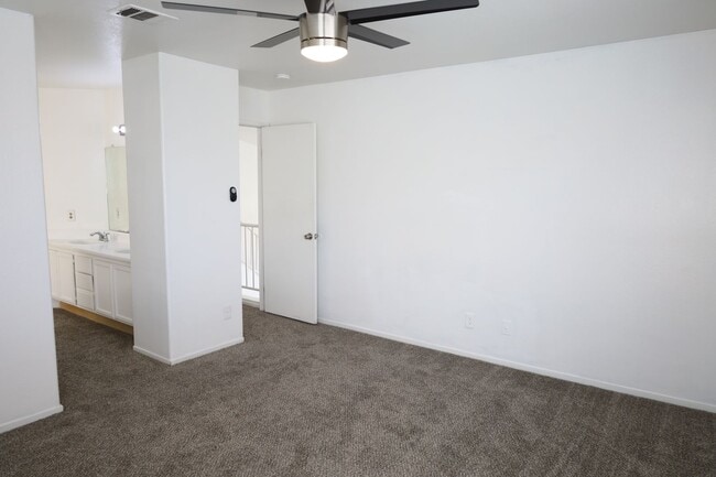 Building Photo - Lovely Two-Story home with Pool on Eastside!