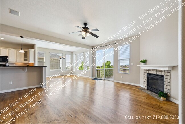 Building Photo - 10402 Capital Peak Way