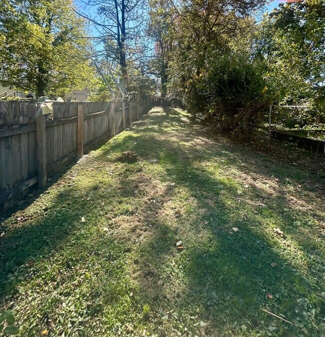 Building Photo - 3 Bedroom Duplex in Penbrook Boro.